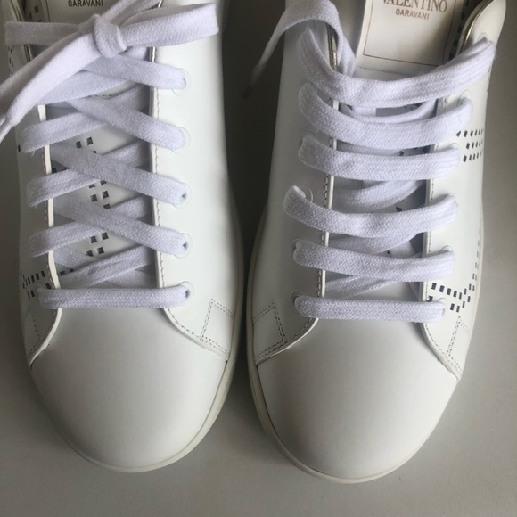 NIB $695 Valentino Net Perforated White Court Sneaker w/ Gold Accent- Size 10.5! - Picture 16 of 16